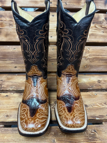 ESTILO VAQUERA PIEL CABEZA DDE VACA COLOR CAFE/ MIEL HORMA BULL DOG